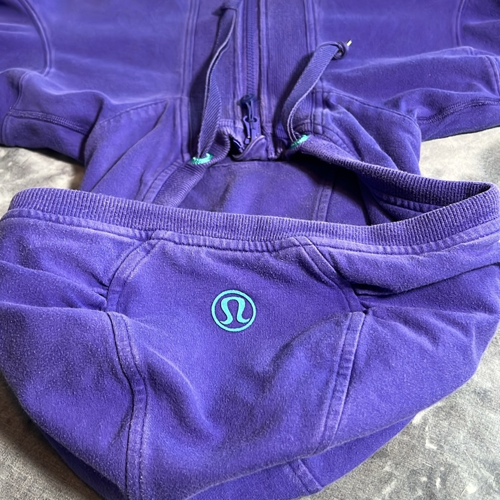 Lululemon Distressed Full Zip Hoodie, Thumb Holes, approximate size 8 - Picture 11 of 16